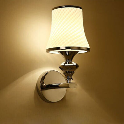 Glass Petal Wall Lamp