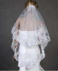 Short Lace Wedding Veil — image 7