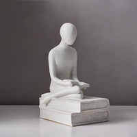 Abstract Resin Figure Statue — image 5