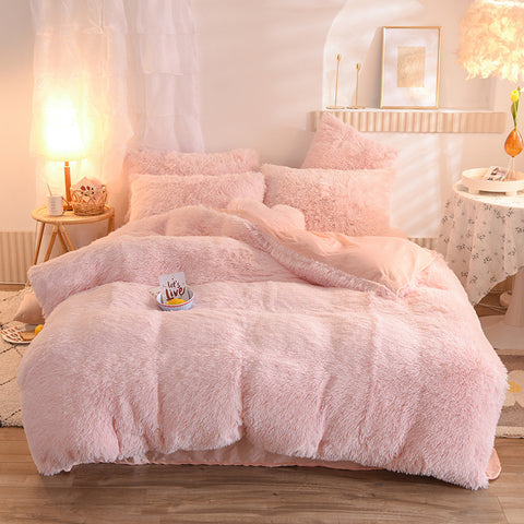 Bedding & Linens
