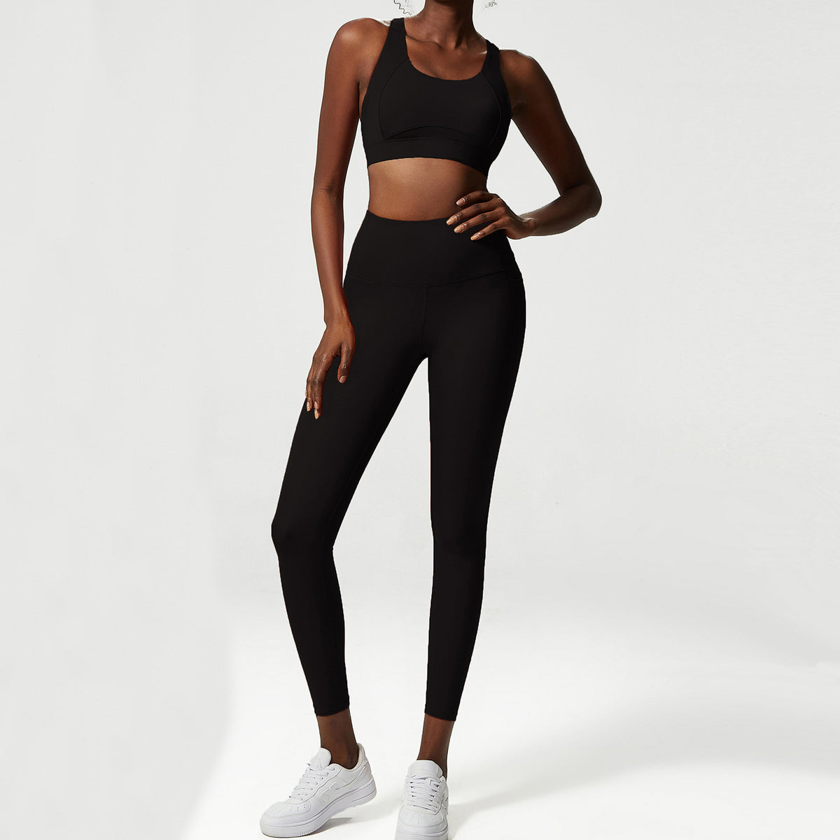 Women’s Large Sports Bra and Pants Set — image 4
