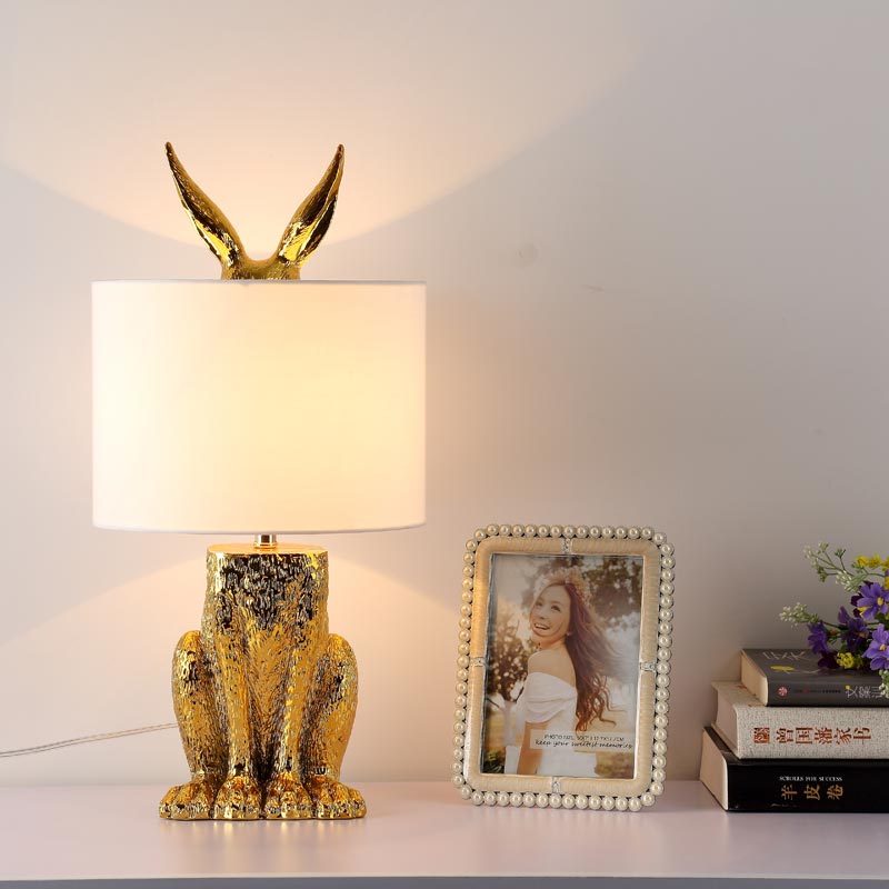 Rabbit Bedside Table Lamp