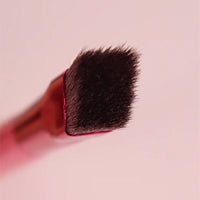 Angled Eyebrow and Hairline Brush — image 7